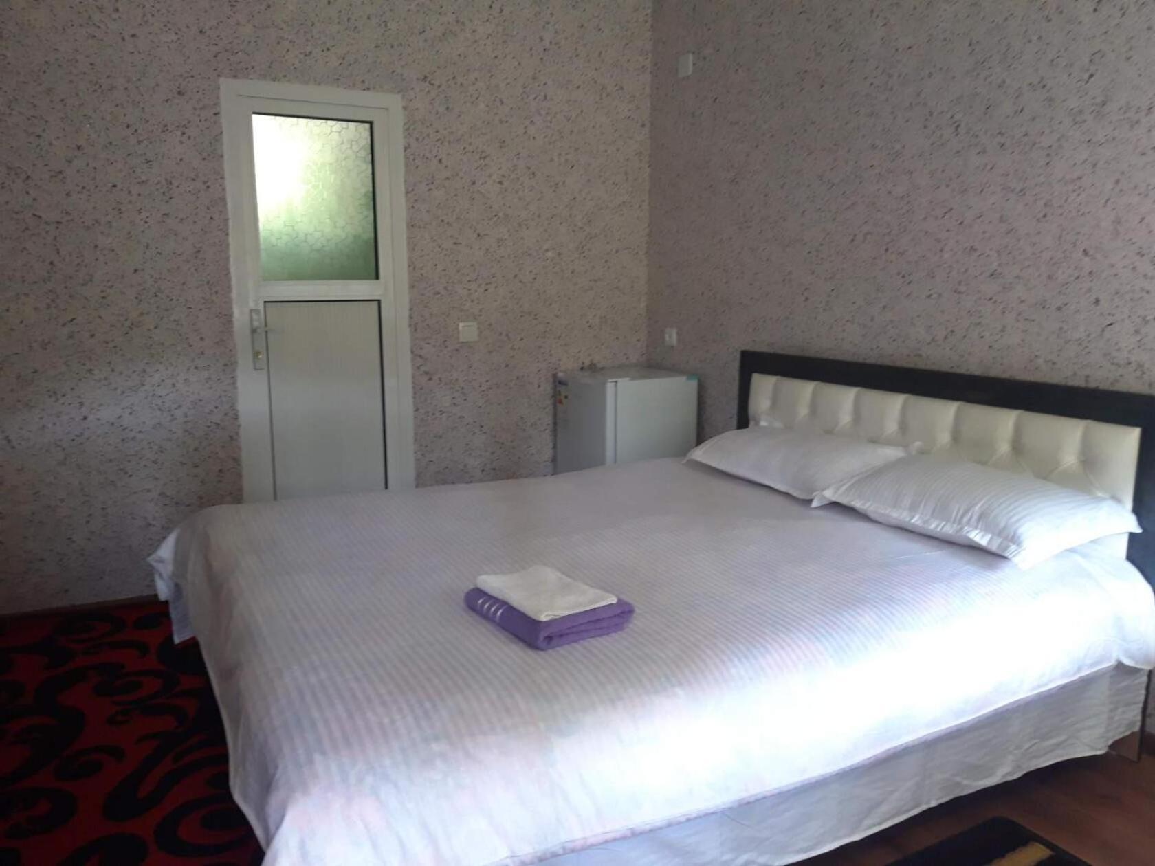 Guest House Sary-Chelek Arkit Værelse billede