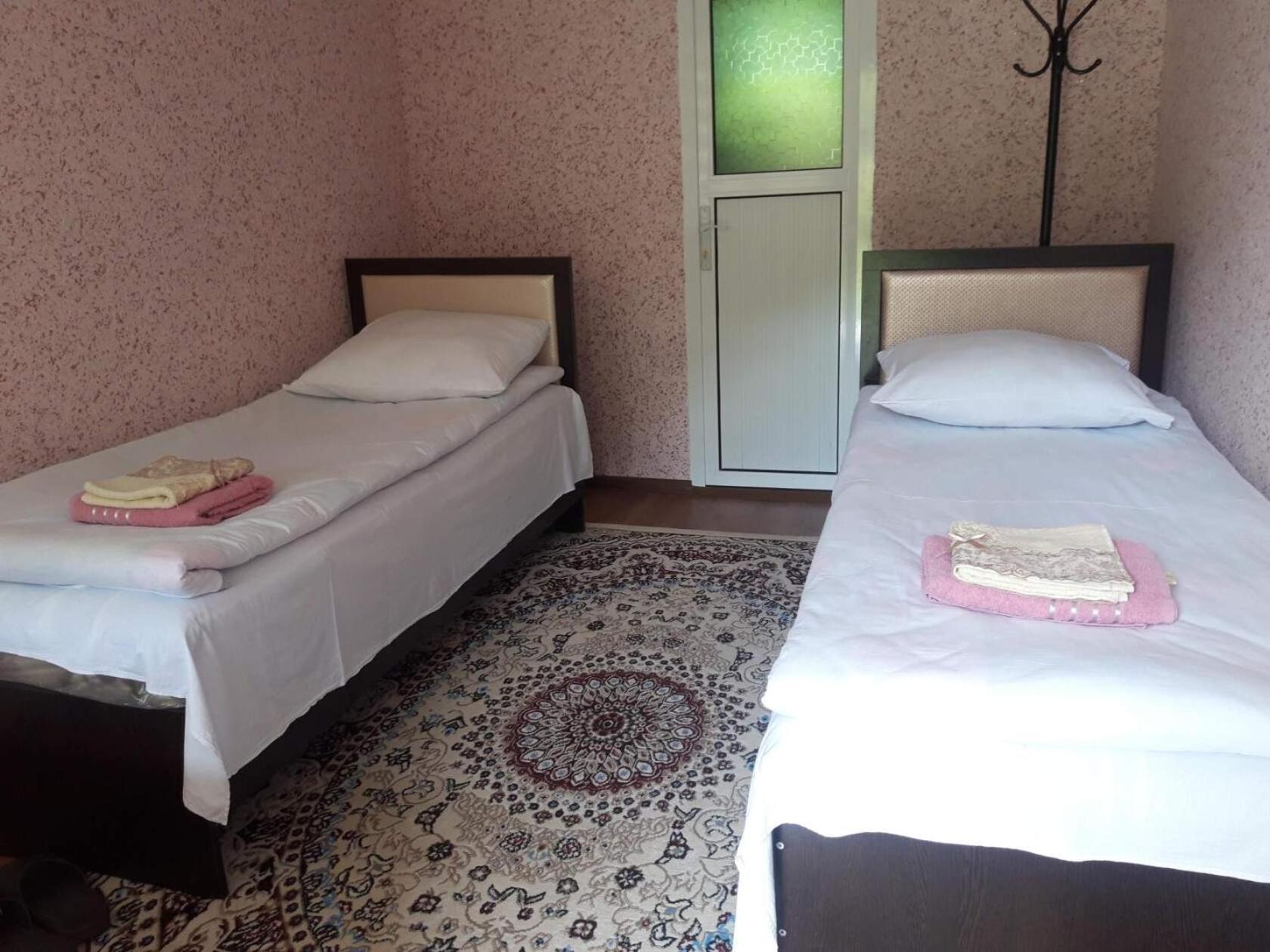 Guest House Sary-Chelek Arkit Værelse billede